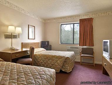 Knights Inn Albany Quarto foto